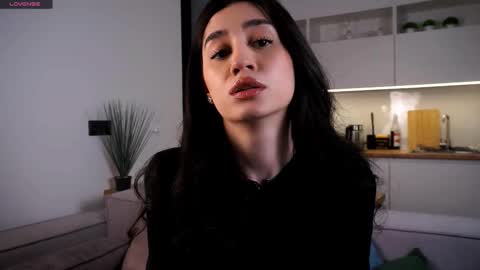 angel online show from 18, 11, 2025