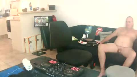 Snapshot of goldyguy011 chatting on 18, 6, 2026 goldyguy011 online show from 18, 6, 2026