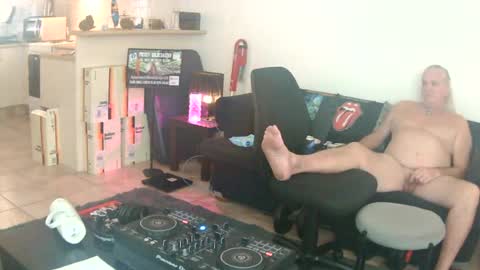 Snapshot of goldyguy011 chatting on 3, 7, 2026 goldyguy011 online show from 3, 7, 2026