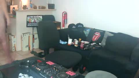 Snapshot of goldyguy011 chatting on 19, 7, 2026 goldyguy011 online show from 19, 7, 2026