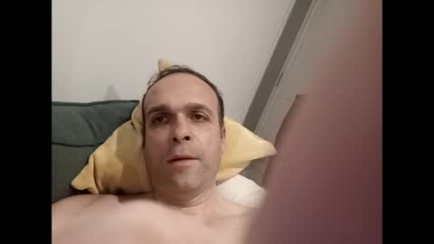 Snapshot of golemkur25 chatting on 5, 4, 2026 golemkur25 online show from 5, 4, 2026