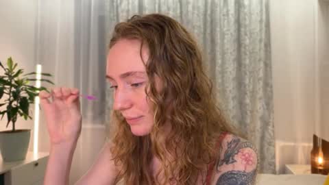 Polly online show from 5, 12, 2025