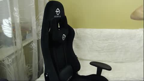 Elizabeth Effie online show from 14, 2, 2026