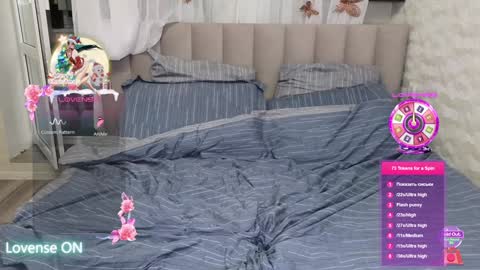 goodgirl0024 online show from 20, 1, 2025