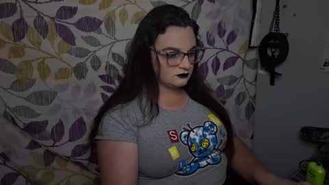 Snapshot of goodgrl1799 chatting on 8, 10, 2025 goodgrl1799 online show from 8, 10, 2025