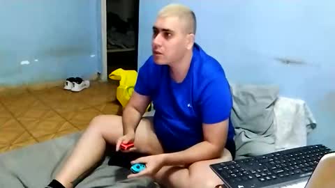 Snapshot of gorak32 chatting on 30, 5, 2026 GoraK online show from 30, 5, 2026