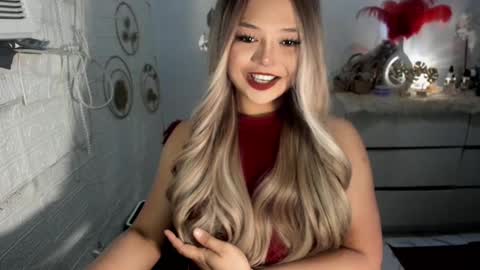 Amanda rose online show from 9, 3, 2025