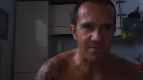gorillonexxx online show from 4, 8, 2026