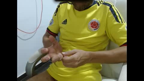 Snapshot of goten7 chatting on 14, 10, 2025 Andres online show from 14, 10, 2025