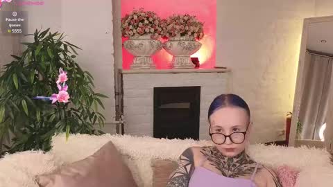 Benny  online show from 5, 3, 2025