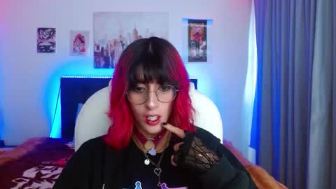 goth_minerva online show from 30, 11, 2025