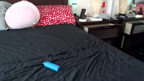 gothbaby305 online show from 5, 3, 2025