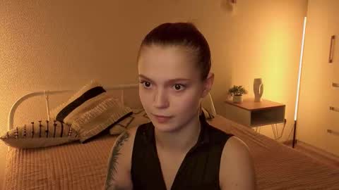 Snapshot of gothicxz chatting on 10, 9, 2025 HIMORI AND LISAPVT NAKED online show from 10, 9, 2025