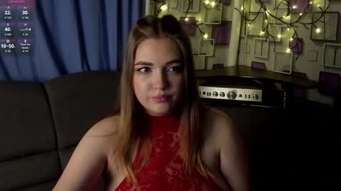 Snapshot of grace054 chatting on 12, 10, 2025 Grace online show from 12, 10, 2025