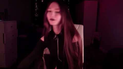 Snapshot of grace_crystal chatting on 25, 10, 2025 Grace online show from 25, 10, 2025