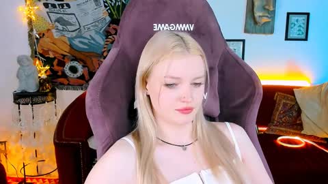 Grace Glamour online show from 26, 1, 2025