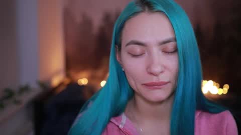 Snapshot of gracegreen chatting on 18, 10, 2025 I will be glad to see you 30 N 1800 - 2300 gmt3 online show from 18, 10, 2025