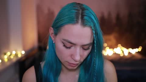 Snapshot of gracegreen chatting on 20, 10, 2025 I will be glad to see you 30 N 1800 - 2300 gmt3 online show from 20, 10, 2025