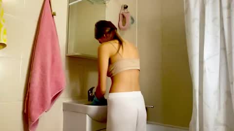 gracetorrezz online show from 7, 10, 2025