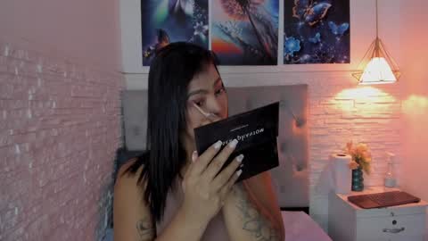 Snapshot of graceymilf999 chatting on 31, 1, 2025 Gracey Milf online show from 31, 1, 2025