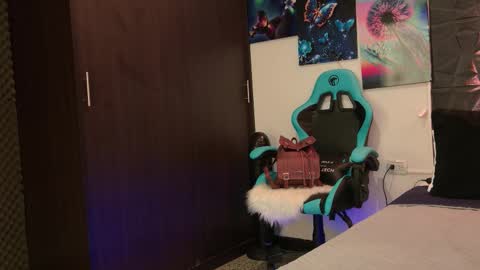 Snapshot of graceymilf999 chatting on 26, 10, 2025 Gracey Milf online show from 26, 10, 2025