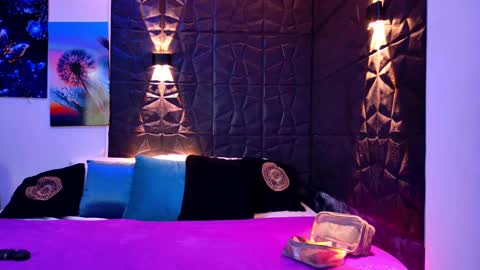 Snapshot of graceymilf999 chatting on 13, 11, 2025 Gracey Milf online show from 13, 11, 2025