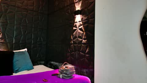 Snapshot of graceymilf999 chatting on 29, 11, 2025 Gracey Milf online show from 29, 11, 2025