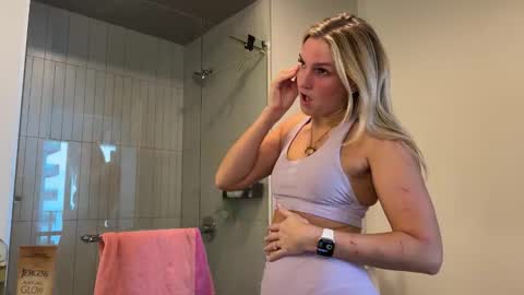 Gracie Mae online show from 21, 11, 2025