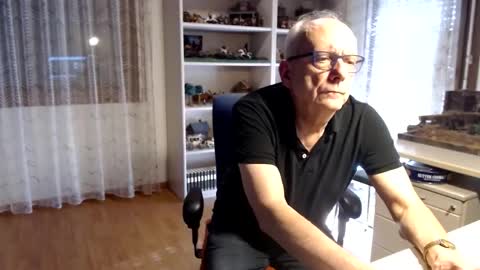 Snapshot of grandpach chatting on 21, 2, 2025 grandpach online show from 21, 2, 2025