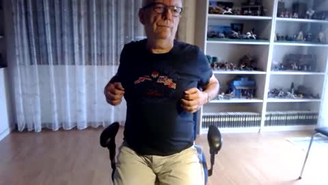 Snapshot of grandpach chatting on 12, 9, 2025 grandpach online show from 12, 9, 2025