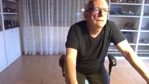 Snapshot of grandpach chatting on 25, 10, 2025 grandpach online show from 25, 10, 2025