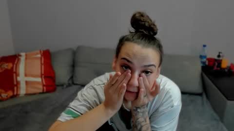 Anna online show from 2, 2, 2026