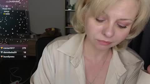 Snapshot of gray_swann chatting on 5, 2, 2025 Ray online show from 5, 2, 2025