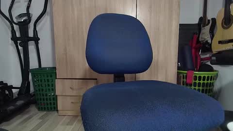 Snapshot of grayrosty chatting on 23, 10, 2025 grayrosty online show from 23, 10, 2025