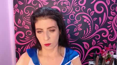 Isabella online show from 10, 10, 2025