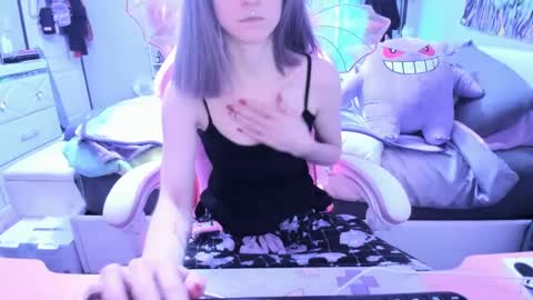 GreenEyedLovexo online show from 3, 1, 2025