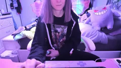 GreenEyedLovexo online show from 4, 1, 2025