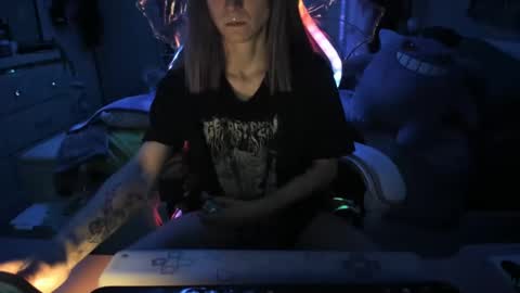 GreenEyedLovexo online show from 7, 1, 2025