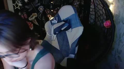 Lina online show from 19, 4, 2026