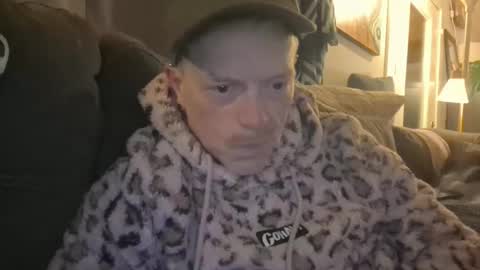 first time doing this online show from 19, 2, 2026