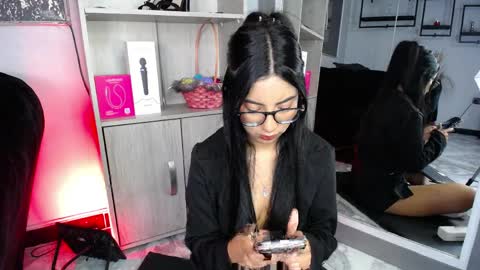 Gretel  online show from 9, 4, 2026