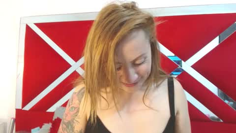 Snapshot of grettel_ramiirez chatting on 1, 3, 2025 Marcela online show from 1, 3, 2025