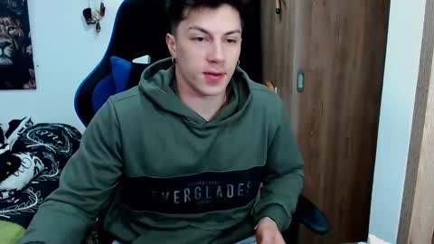 Snapshot of griego01 chatting on 10, 12, 2024 griego01 online show from 10, 12, 2024