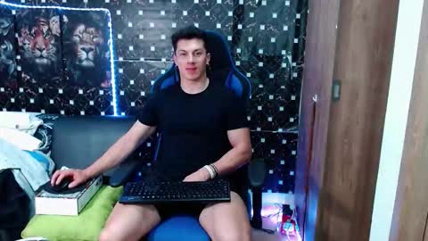 Snapshot of griego01 chatting on 7, 10, 2025 griego01 online show from 7, 10, 2025