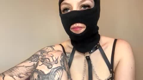 grippy_box online show from 22, 10, 2025
