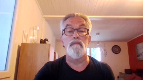 Grybear online show from 15, 6, 2026
