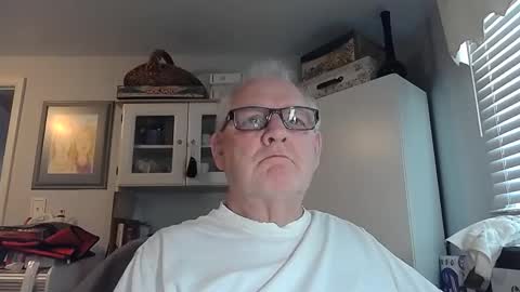 Horny Daddy online show from 1, 2, 2026