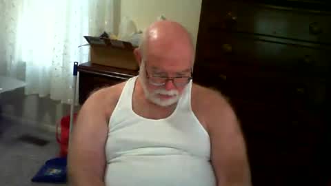 Snapshot of gtnolder60 chatting on 4, 7, 2026 Gary online show from 4, 7, 2026