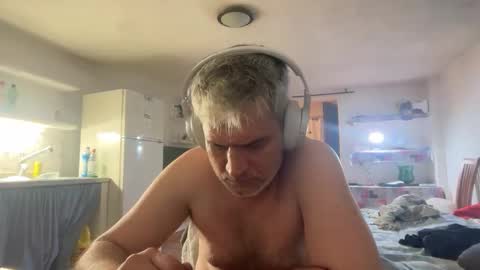 guardiannif_ online show from 20, 4, 2026