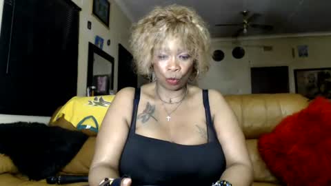 Snapshot of gucci_bx chatting on 27, 6, 2026 gucci-bx online show from 27, 6, 2026